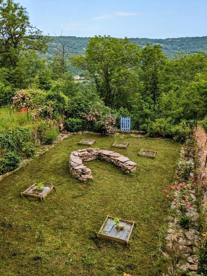 Le Quatorze, Au Coeur De Najac Villa Bagian luar foto